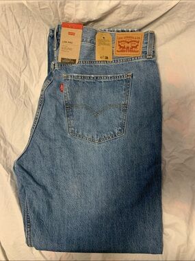 Levi's womans  Blue Relaxed Low Pro Denim Jeans